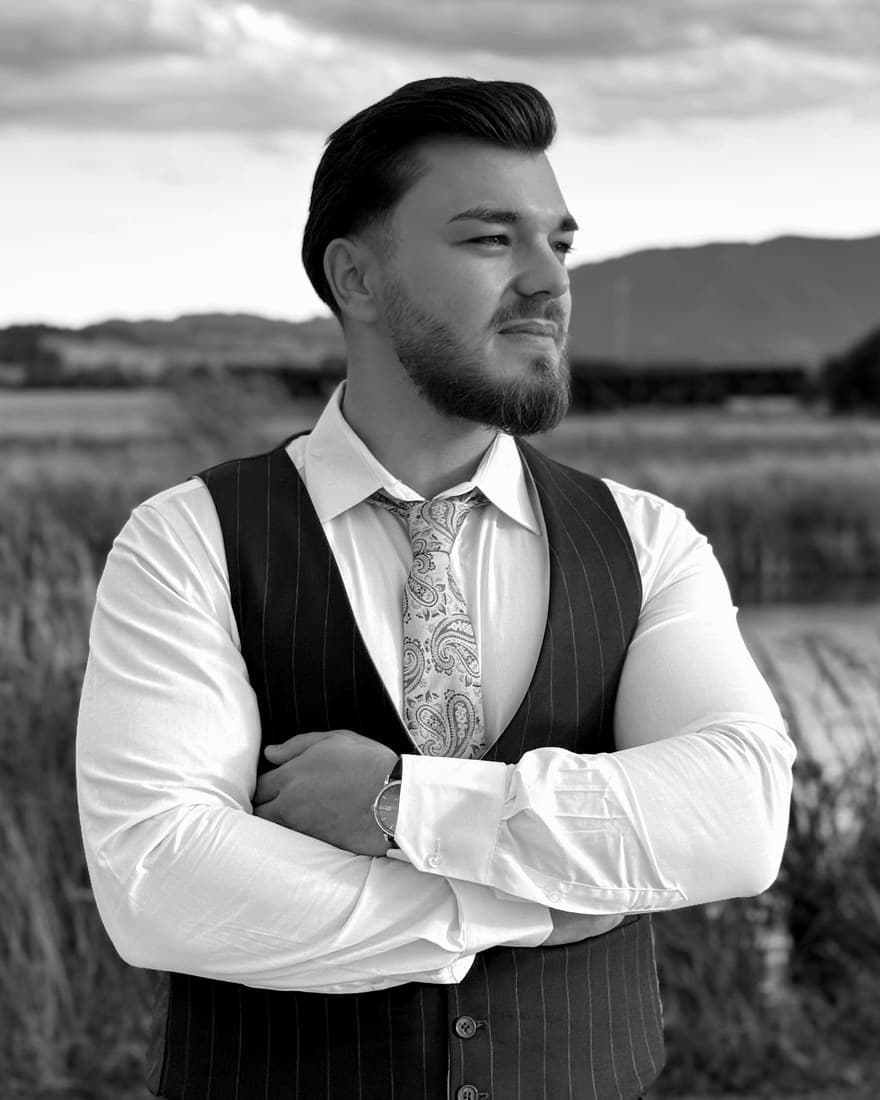 Portret Alex Nuțu, fondator LevroLabs